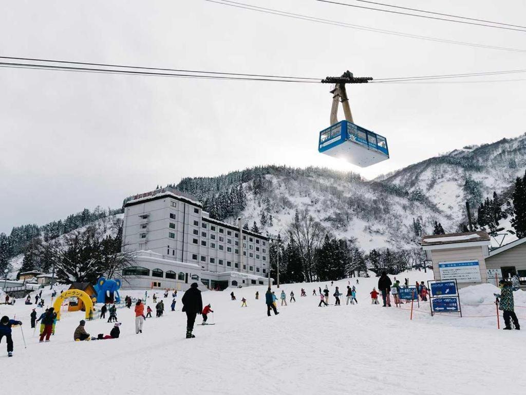 Yuzawa Toei Hotel Exterior photo